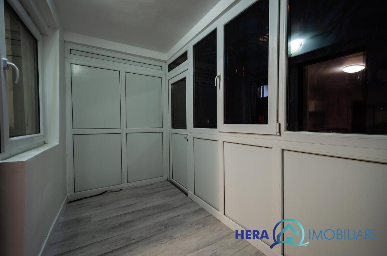 Apartament Cu O Camera Arad Buitenkant foto